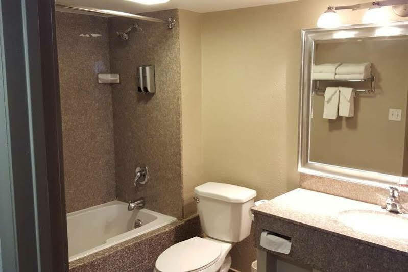 レッド ルーフ イン モートン グローブ Morton Grove エクステリア 写真